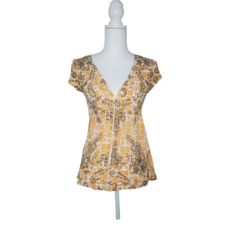 New Listing TempletSalmoni Womens Yellow/White Patterned V-Neck Short Sleeve Top